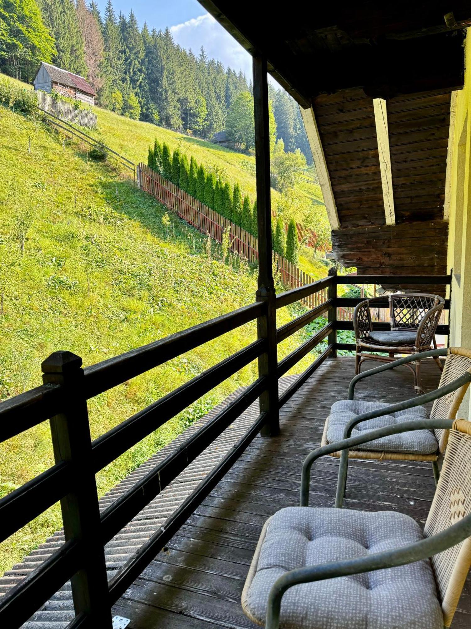 Craiasa 2 Hotell Moeciu De Sus Exteriör bild