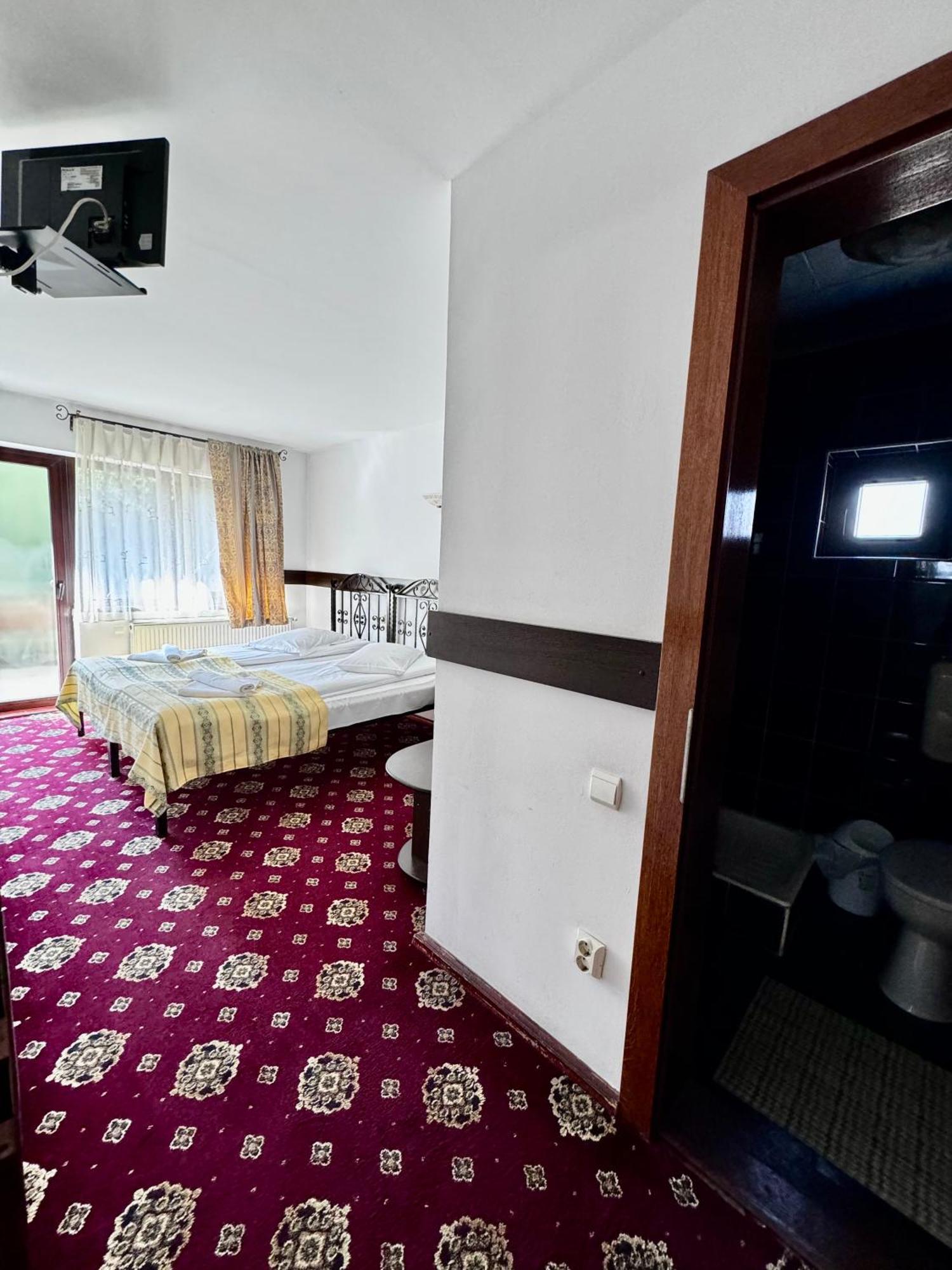 Craiasa 2 Hotell Moeciu De Sus Exteriör bild
